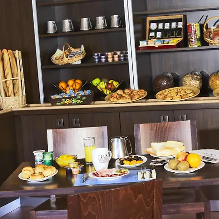 Kyriad Toulon Est Hyeres Hotel